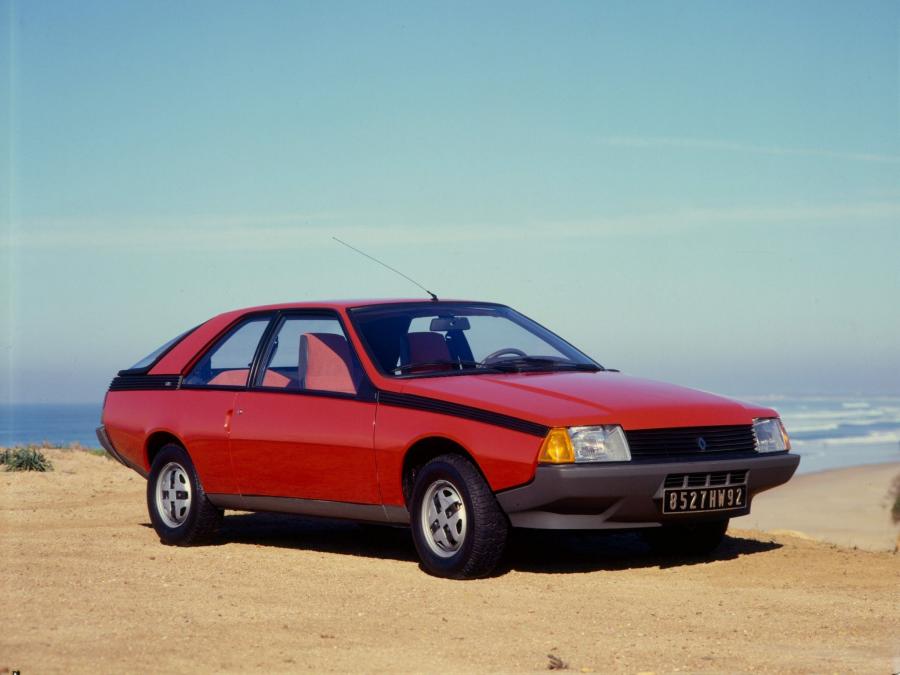  Renault Fuego 1980 года  (фото 1 из 12)